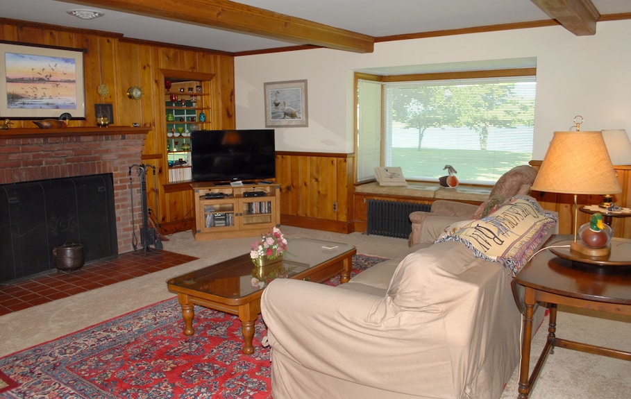 200+ Feet Of Waterfront On 3 Acres - Maryland