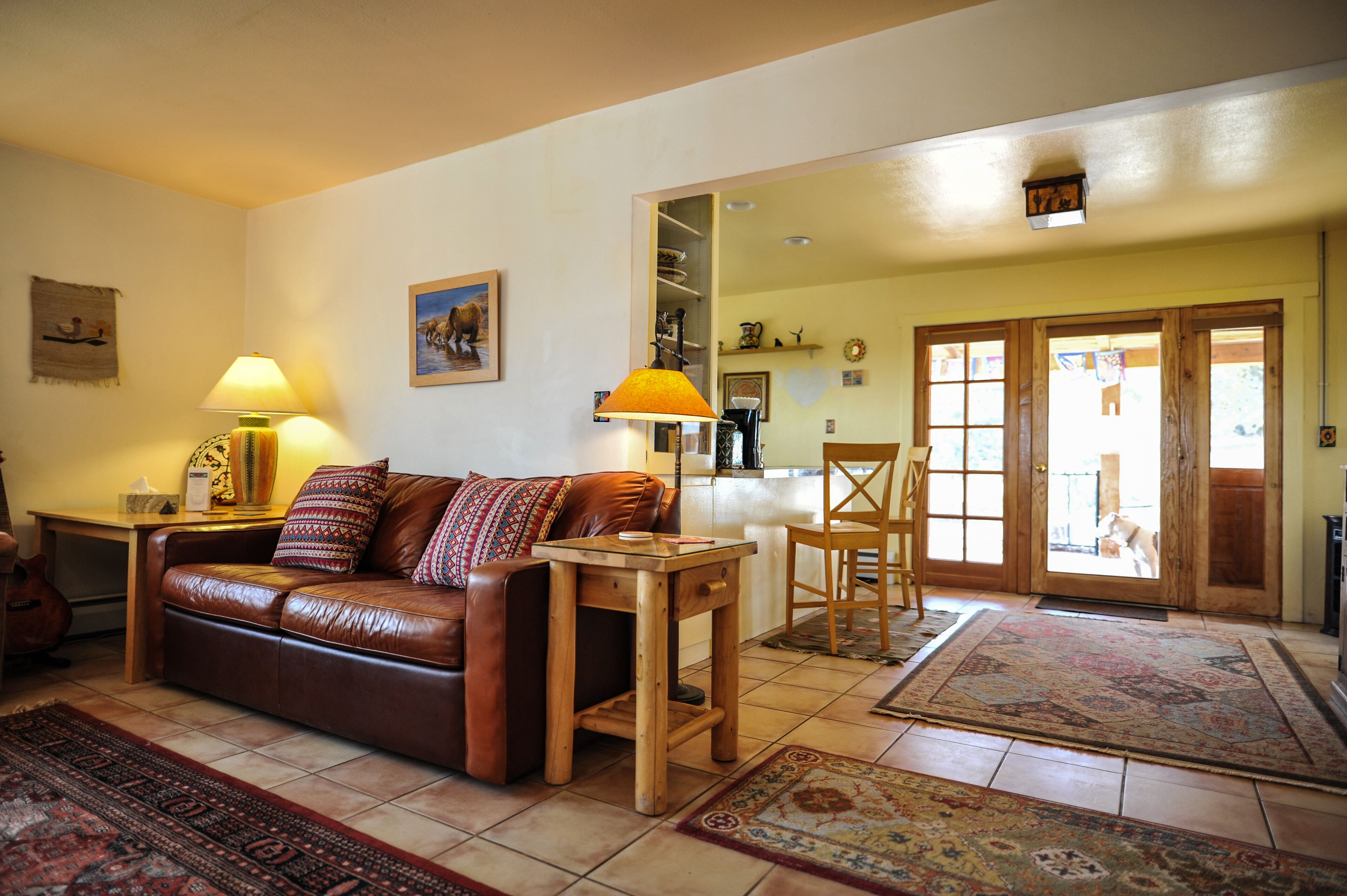 Smart TV, DVD player, books