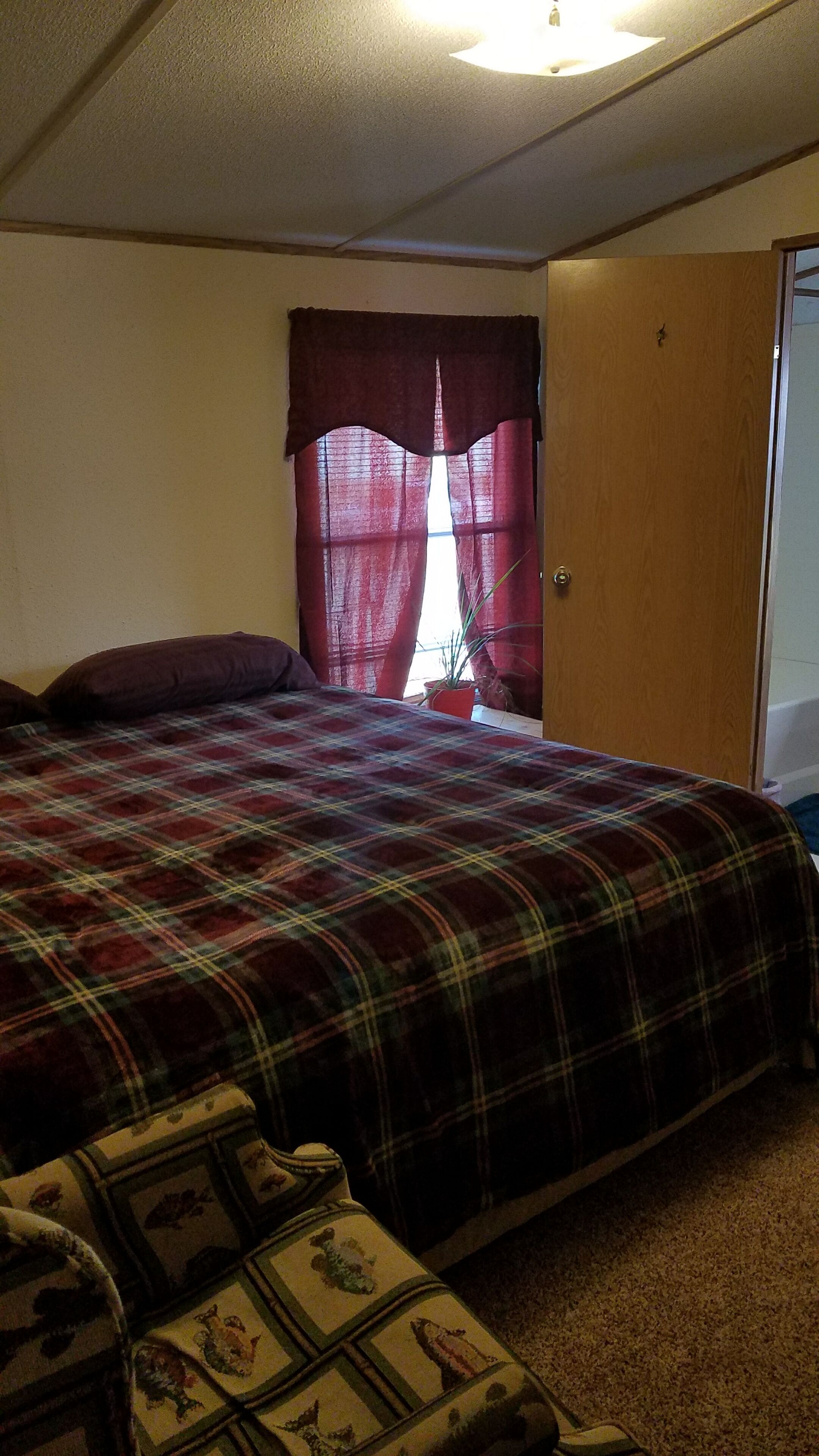 3 makuuhuonetta, ilmainen Wi-Fi, vuodevaatteet