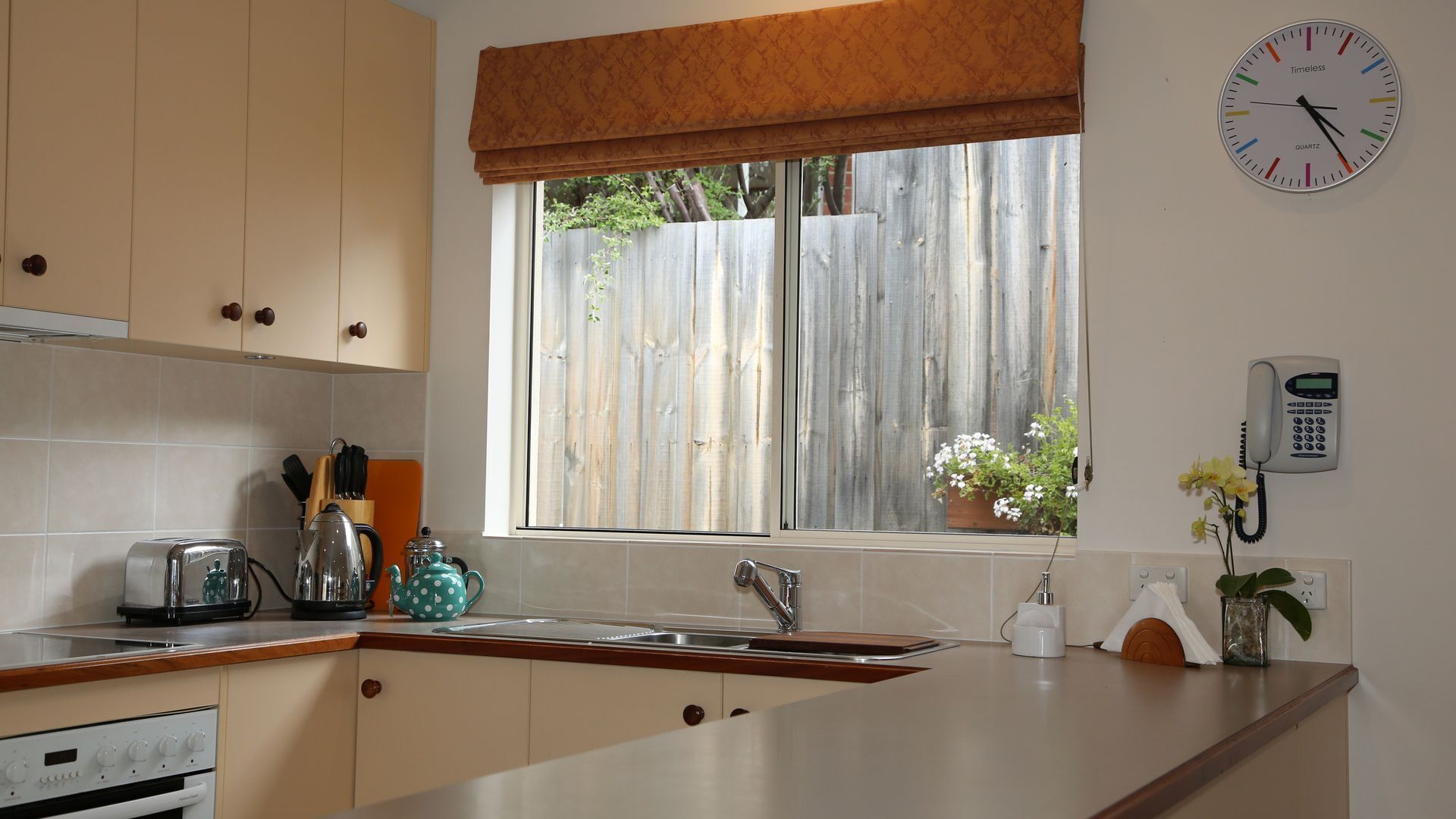 Apartment on the edge — image 8