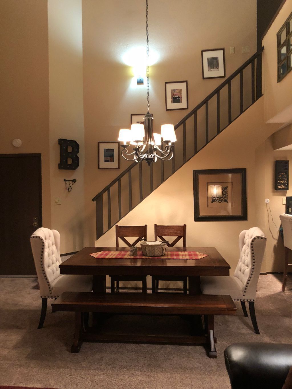 Ski-In/Ski-Out Condo! Spacious, Cozy, Convenient. Great for Couples and Families