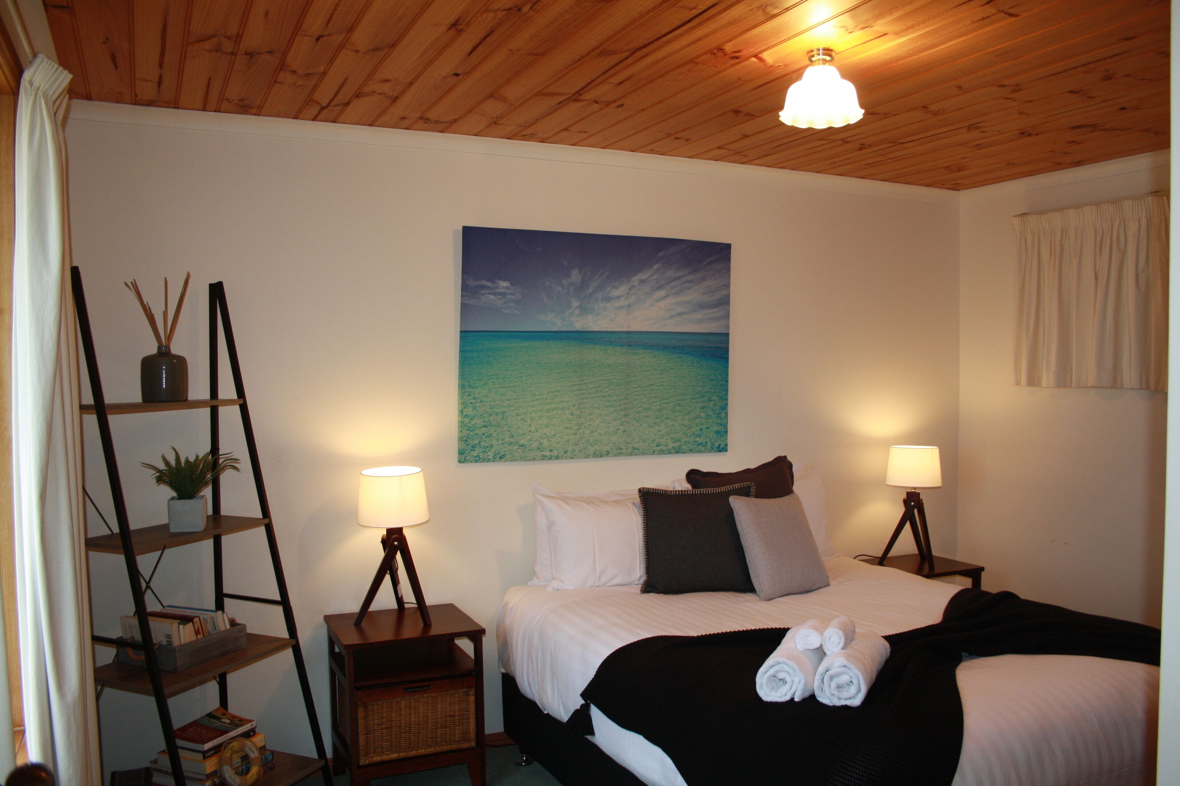 3 bedrooms, iron/ironing board, travel cot, free WiFi