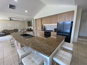 Interior - EMERALD BEACH LAKE FRONT ESTATE-Heated Pool, Spa, Pizza Oven, Fire Pit, on Lake  (Emerald Beach)