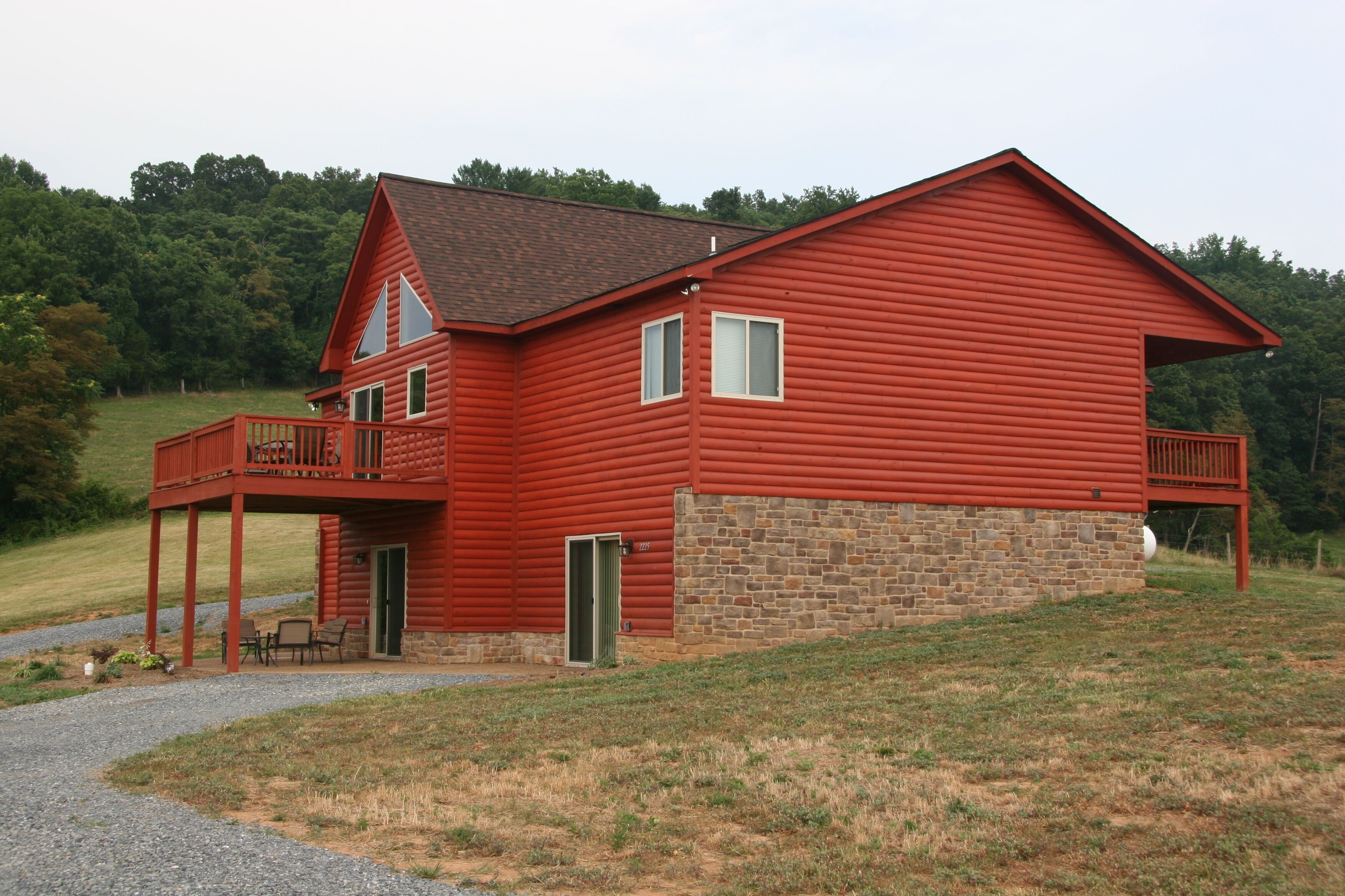Perfect for large families 5 bedroom home in the Shenandoah Valley