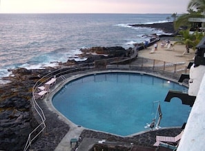 Outdoor pool - Ocean View Casa De Emdeko (Kailua-Kona)