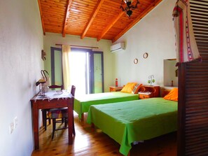 4 slaapkamers, een strijkplank/strijkijzer, gratis wifi, beddengoed