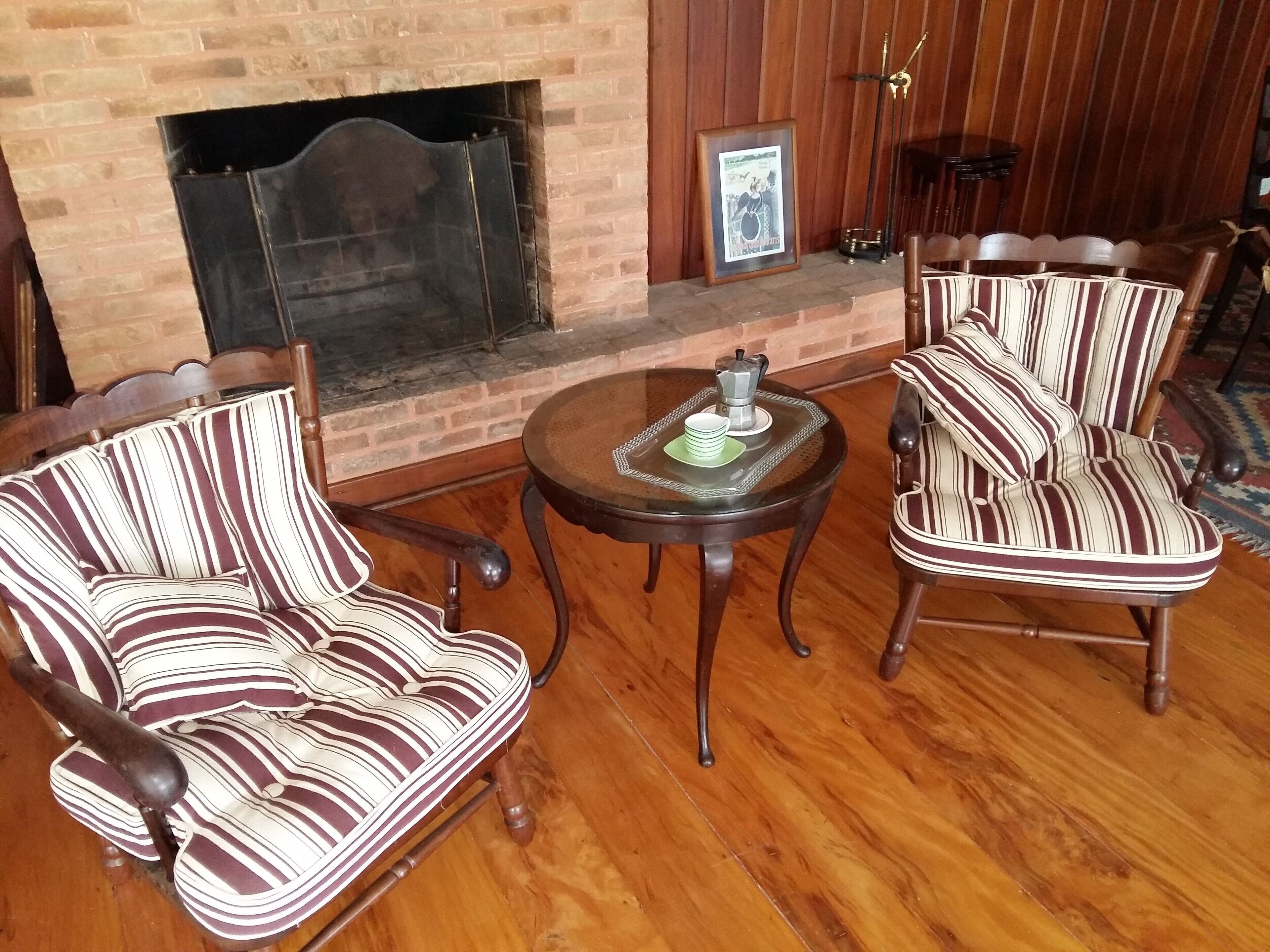 House for 12 people: 4 bedrooms (2 suites) and beautiful garden - 15 minutes walk from Baden