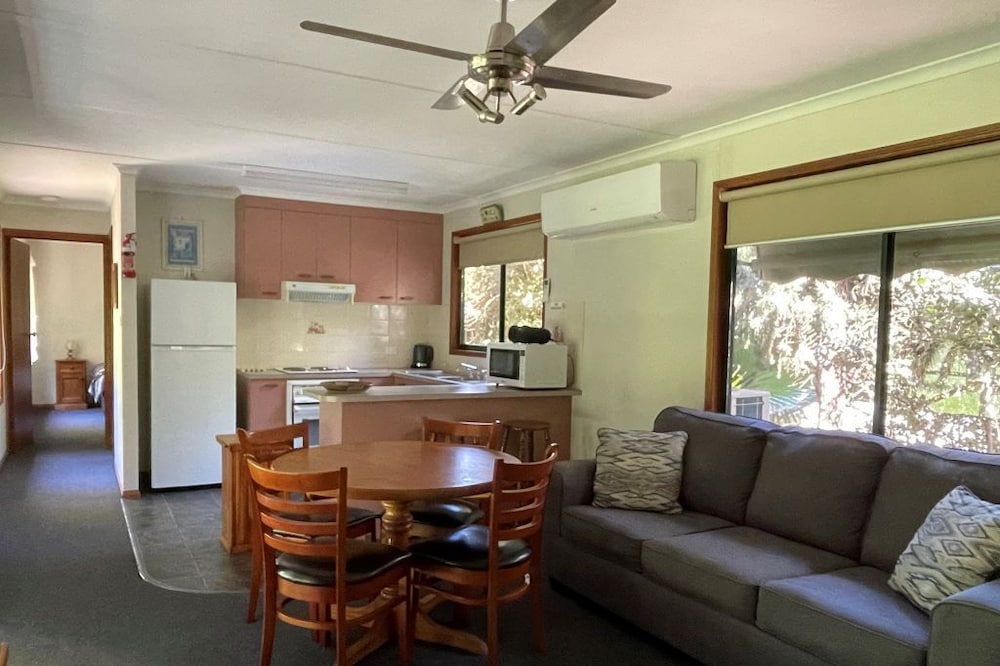 Rose Cottage - Tumut River