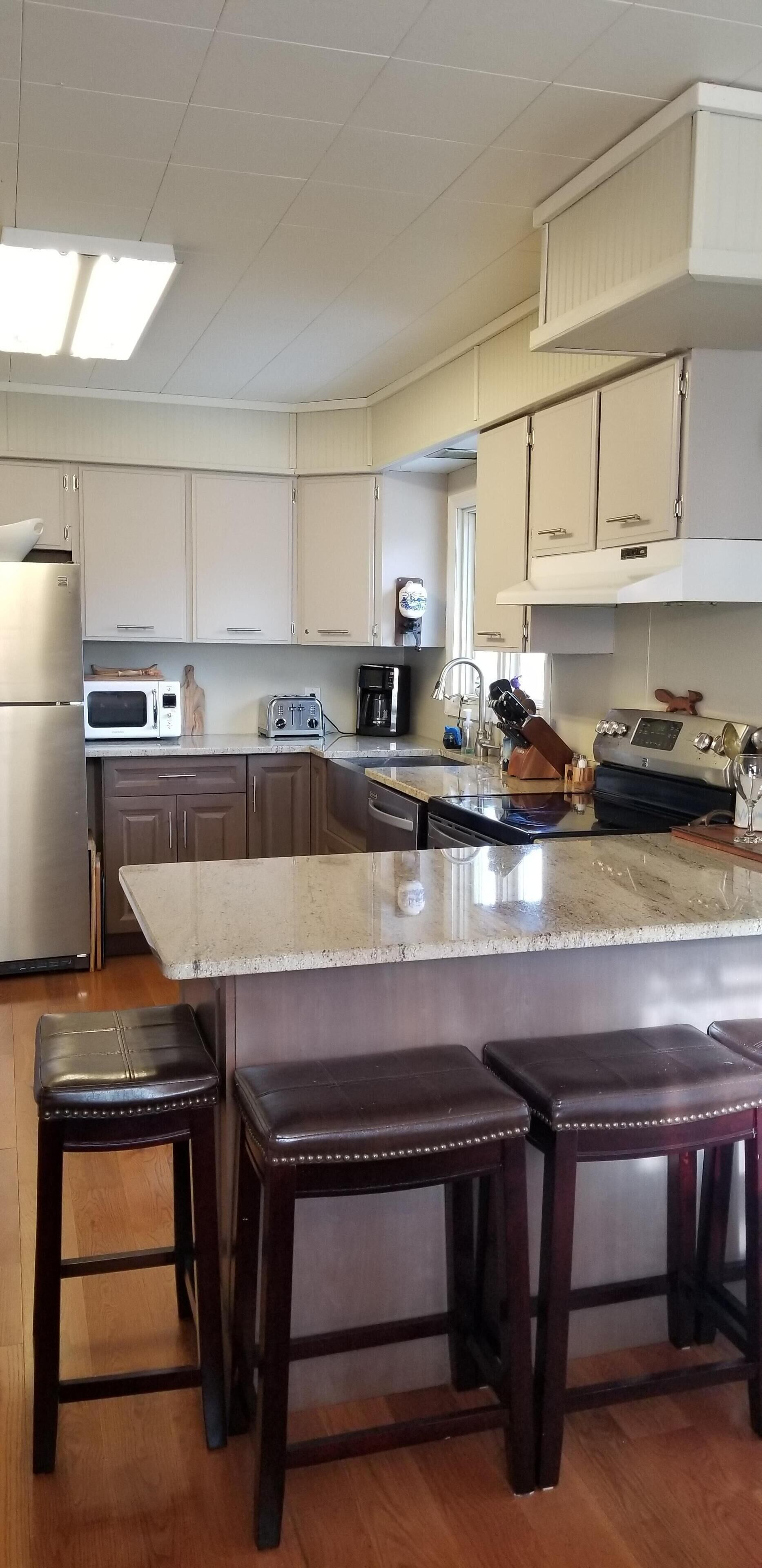 Come to the mountains to hang, have fun & relax!