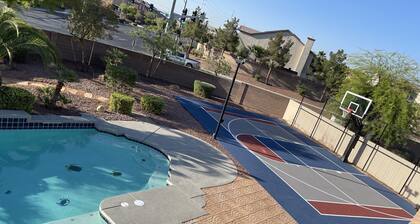 Sleep Tight Lomakoti * Sleep 8 * Yksityinen uima-allas ja koripallokenttä