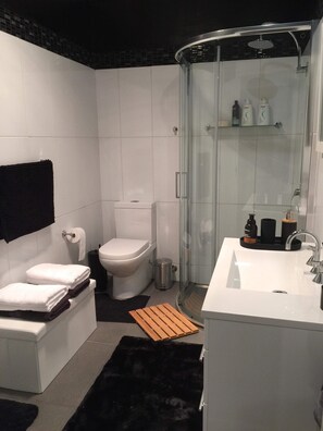 مجففات شعر، مناشف