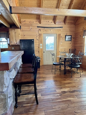 Dining - This property is located on a 65 acre farm on the Shenandoah River. (Luray)