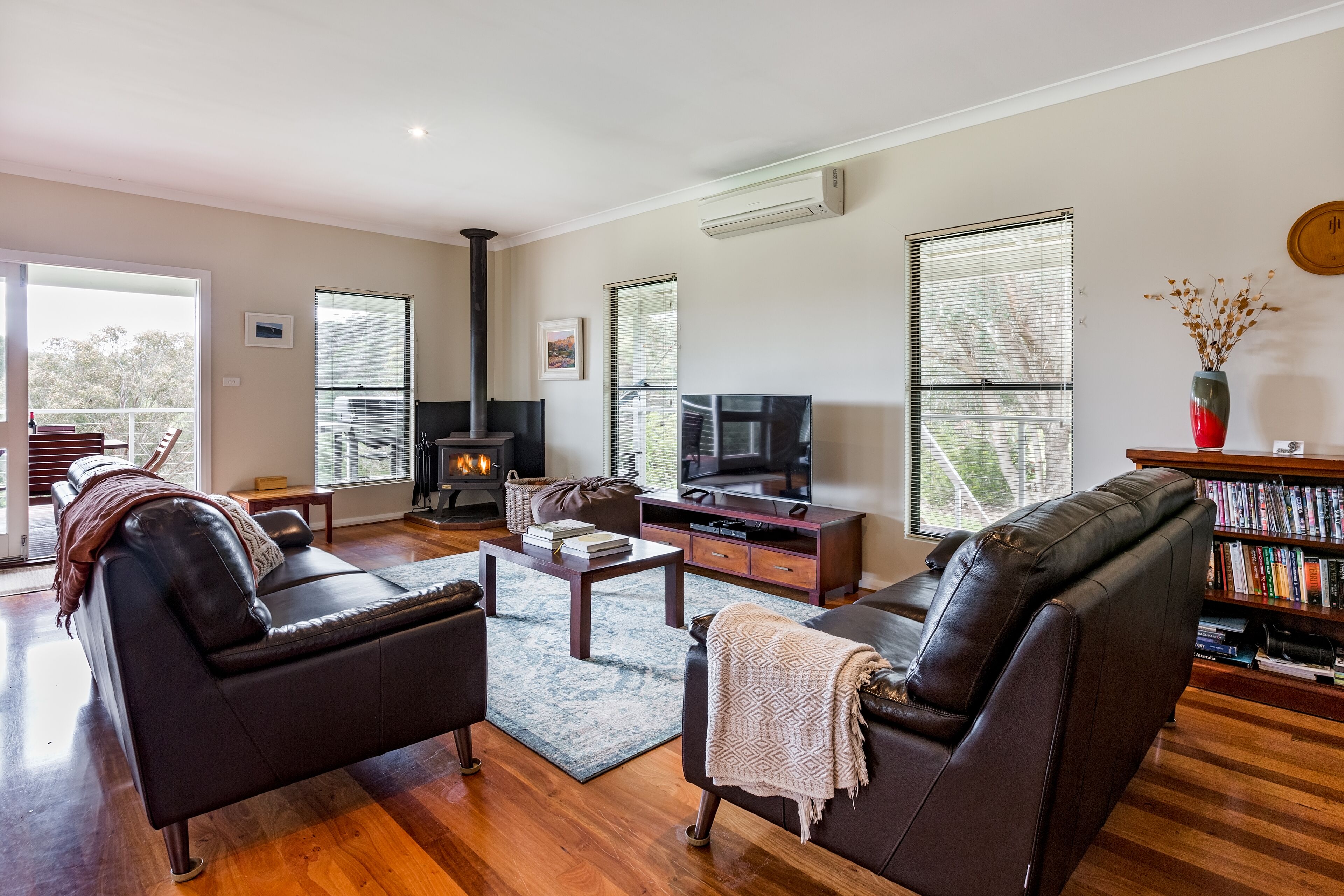 Millbrook Cottage Yallingup -panoramic views down Wildwood Valley — image 13