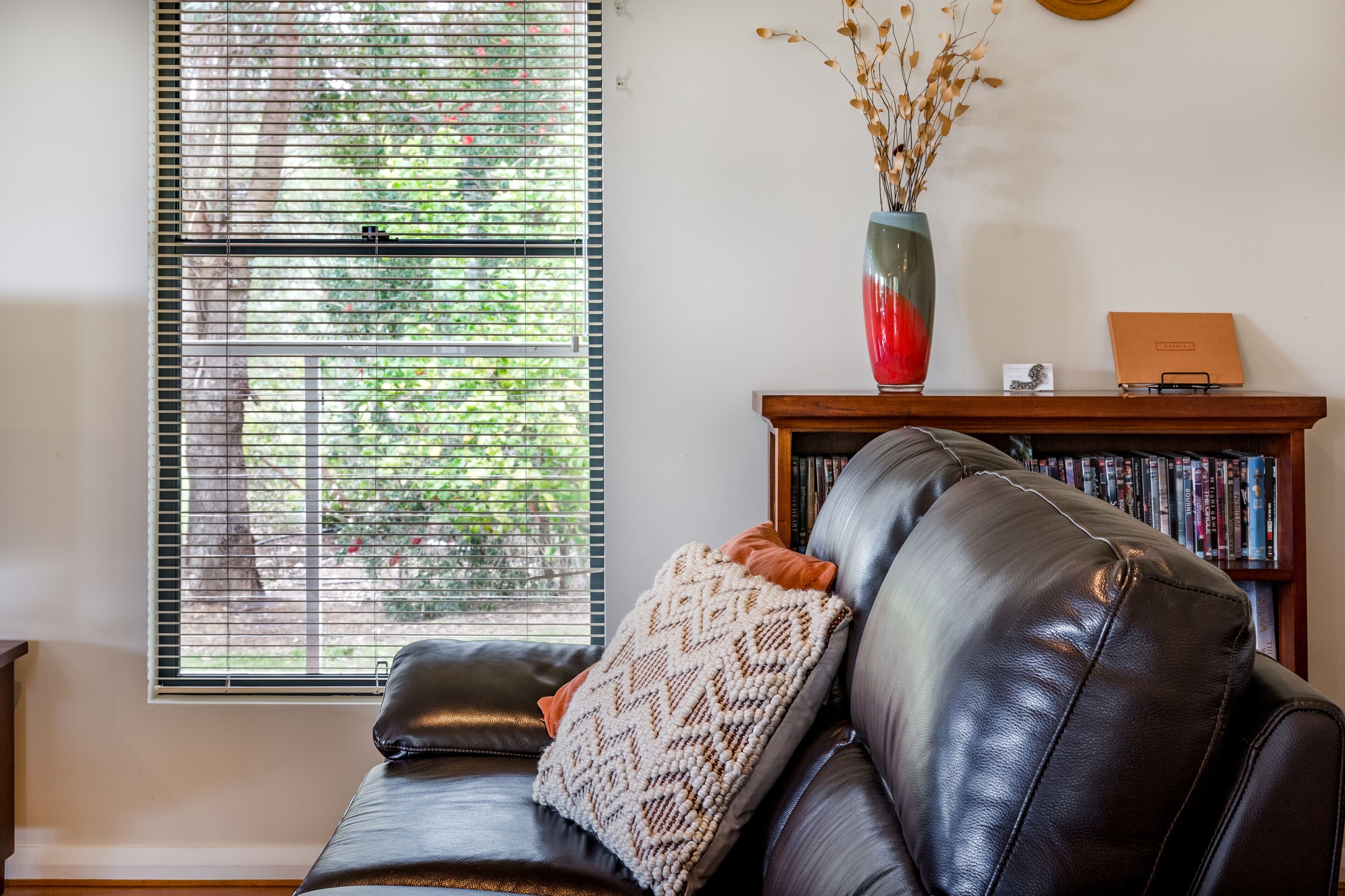 Millbrook Cottage Yallingup -panoramic views down Wildwood Valley — image 14