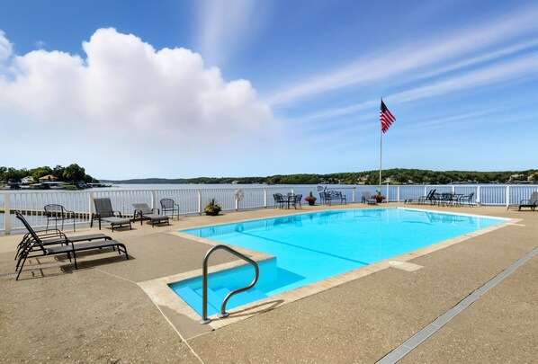 Alberca al aire libre 