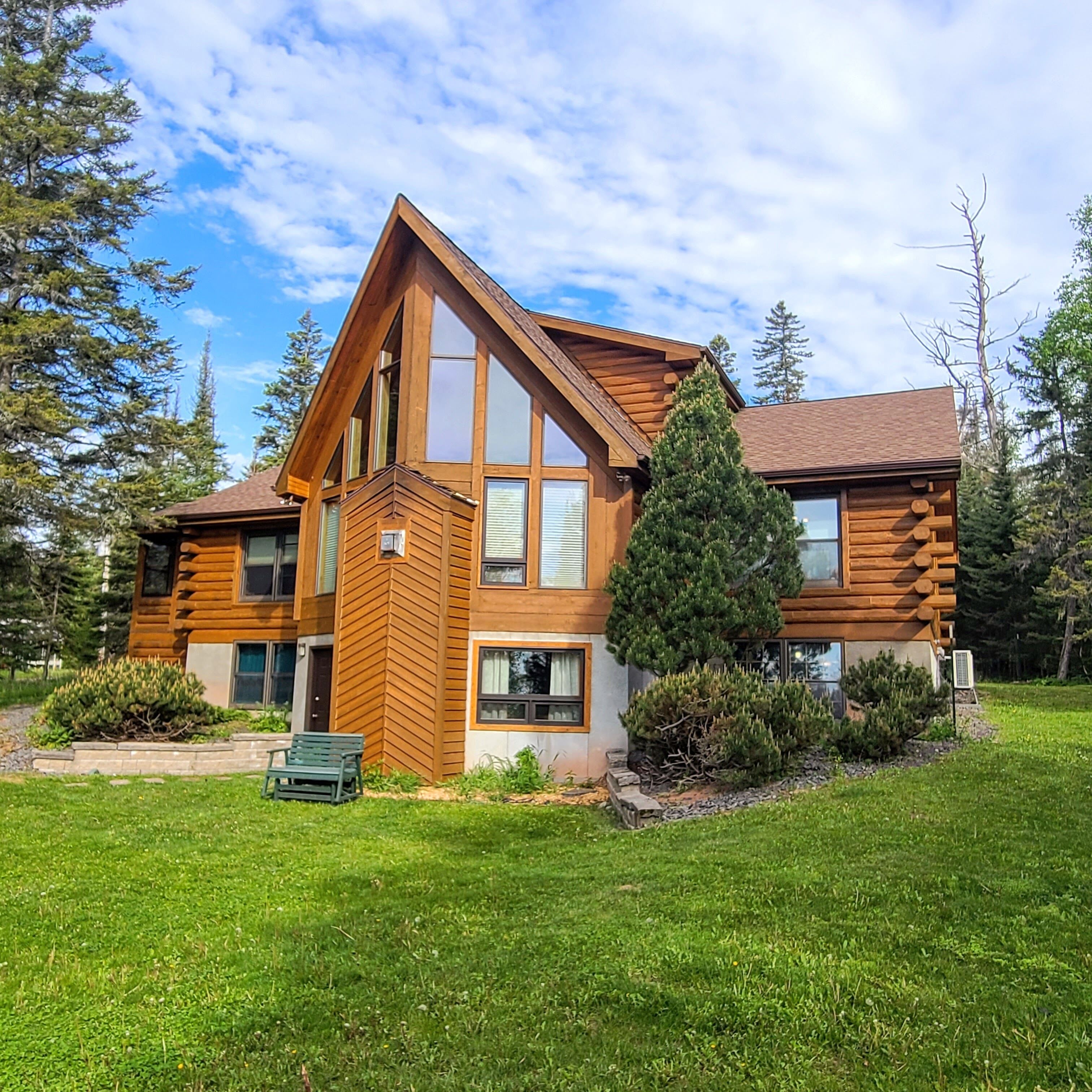 4 Br Private Vacation Home Vacation Rental In Duluth Township