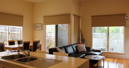 Healesville Cottage - 2 Bedroom House