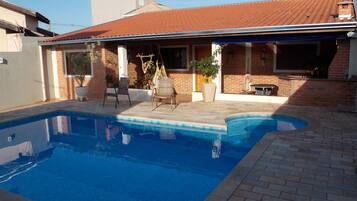 Piscina externa