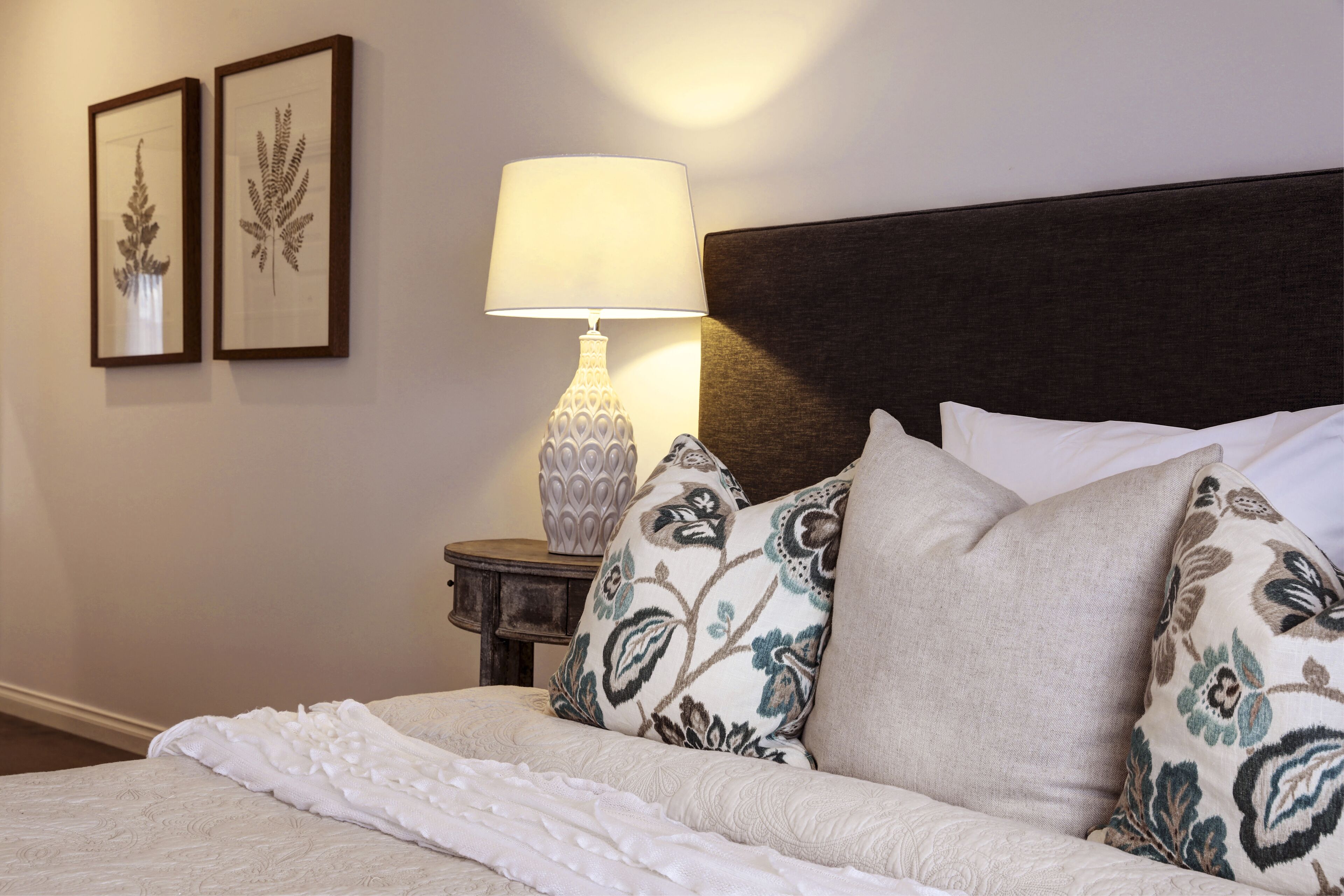 Willow Tree Estate - Luxurious whole of house accommodation -Sleeps 40-Stunning  — image 23