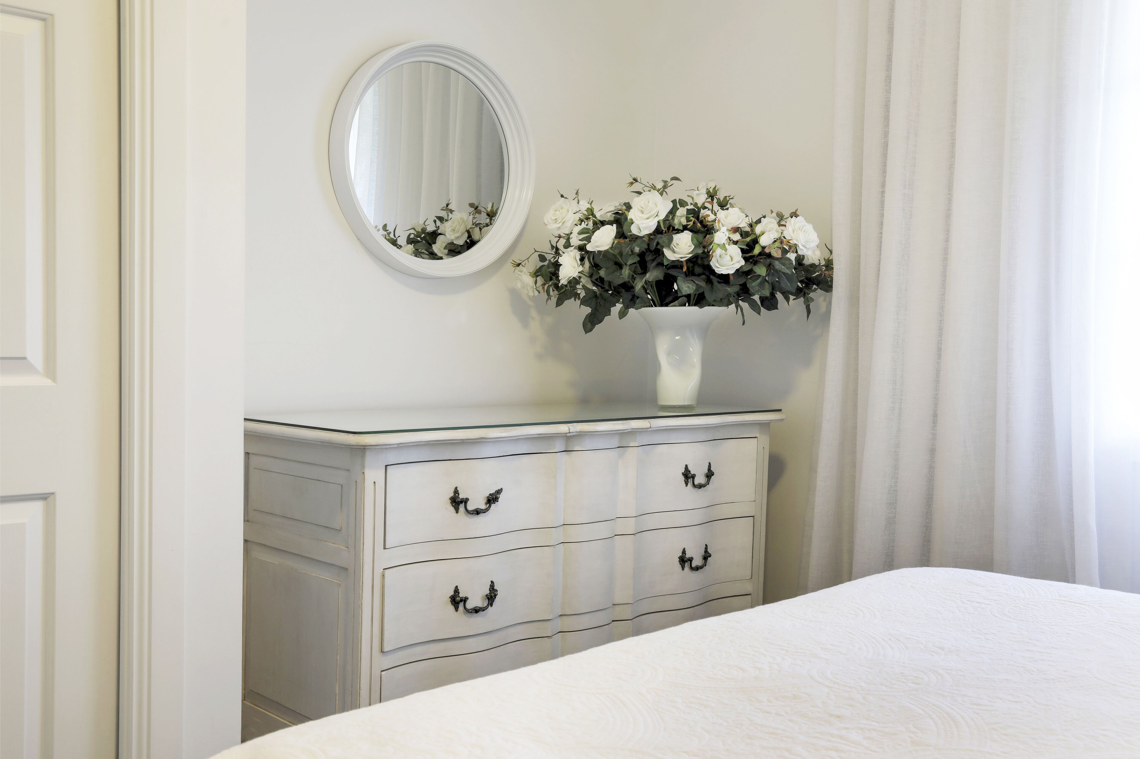 Willow Tree Estate - Luxurious whole of house accommodation -Sleeps 40-Stunning  — image 27