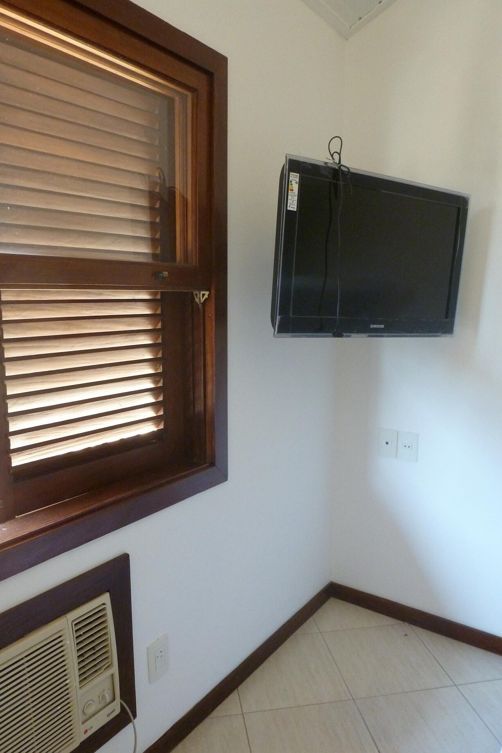 AGRADÁVEL LOFT EM  CONDOMINIO PARTICULAR  EM BUZIOS