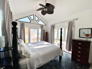 4 Schlafzimmer, Zimmersafe, Bügeleisen/Bügelbrett, kostenloses WLAN