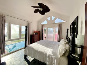 4 slaapkamers, een kluis op de kamer, een strijkplank/strijkijzer