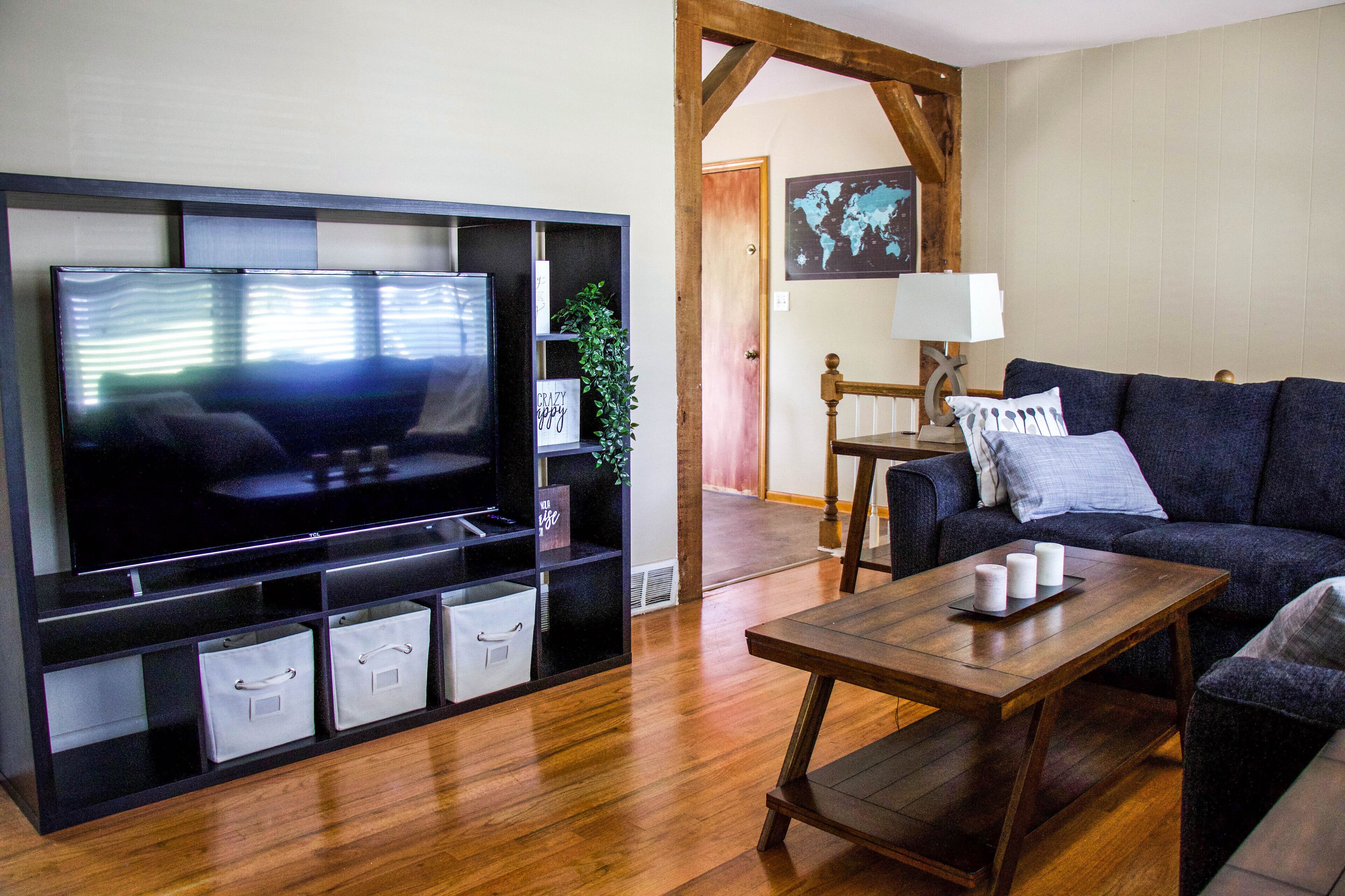 Hartley's Yellow House of Joy 