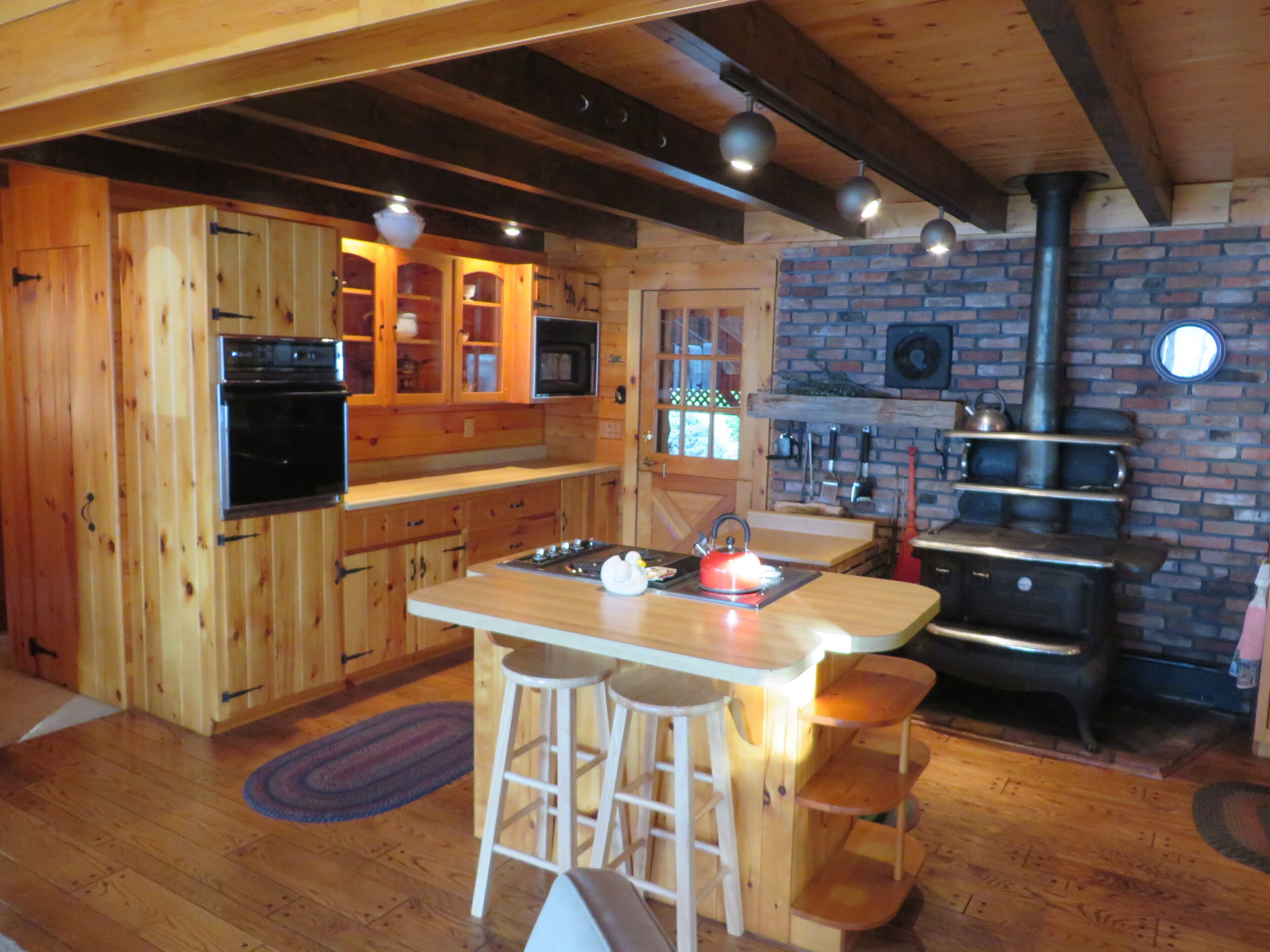 SUNDOWN ON MOOSEHEAD - Please contact owner before booking. 