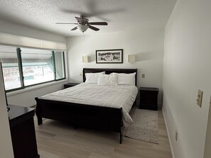 2 chambres, fer et planche Ă repasser, Wi-Fi, draps fournis