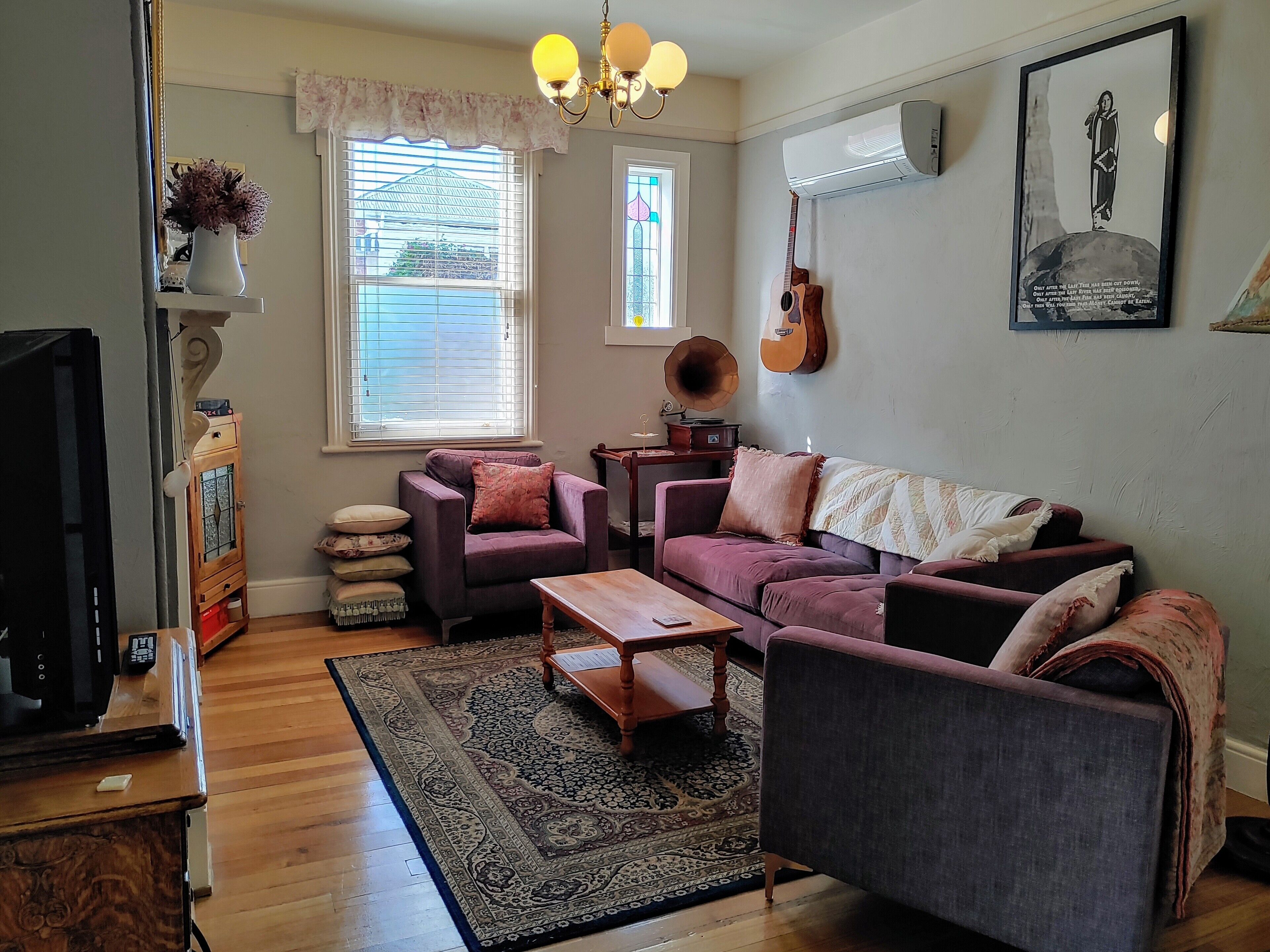 COTTAGE ON KING STREET SANDY BAY — image 13