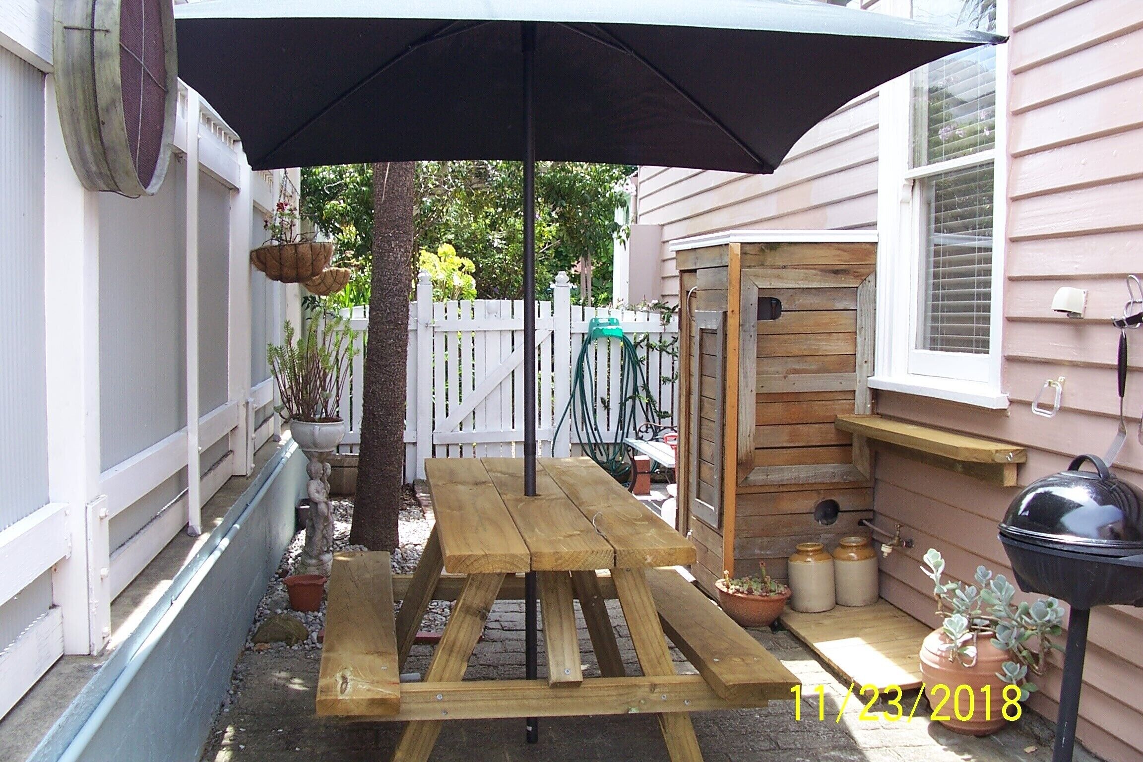 COTTAGE ON KING STREET SANDY BAY — image 2