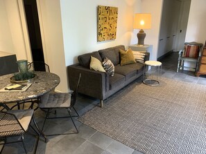 تلفزيون ذكي، مكتب