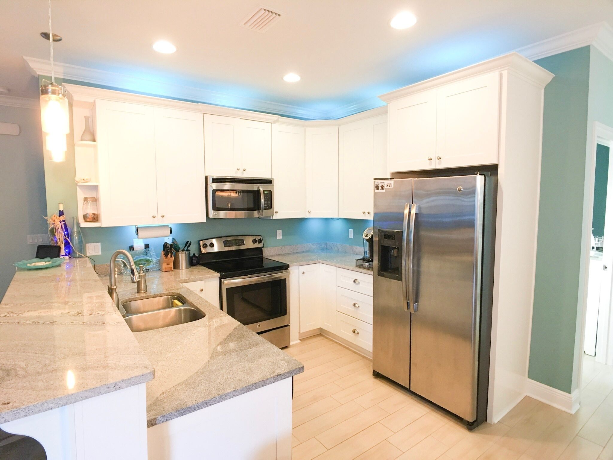 Luxury 4-story 3450 sq ft, 500yds from beach, 15 beds, 6bdrm 4bth