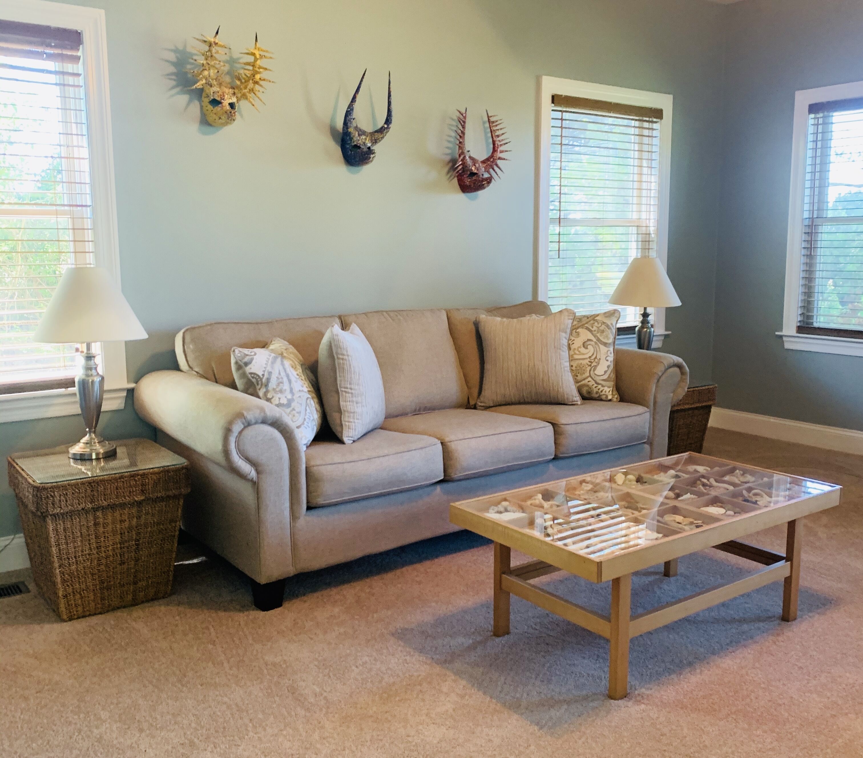 WATCH THE EVER-CHANGING SUNSET REFLECT OVER THE EASTERN BAY!