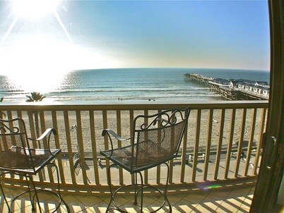 Penthouse - Views as Far as the Eye Can See Breathtaking Views