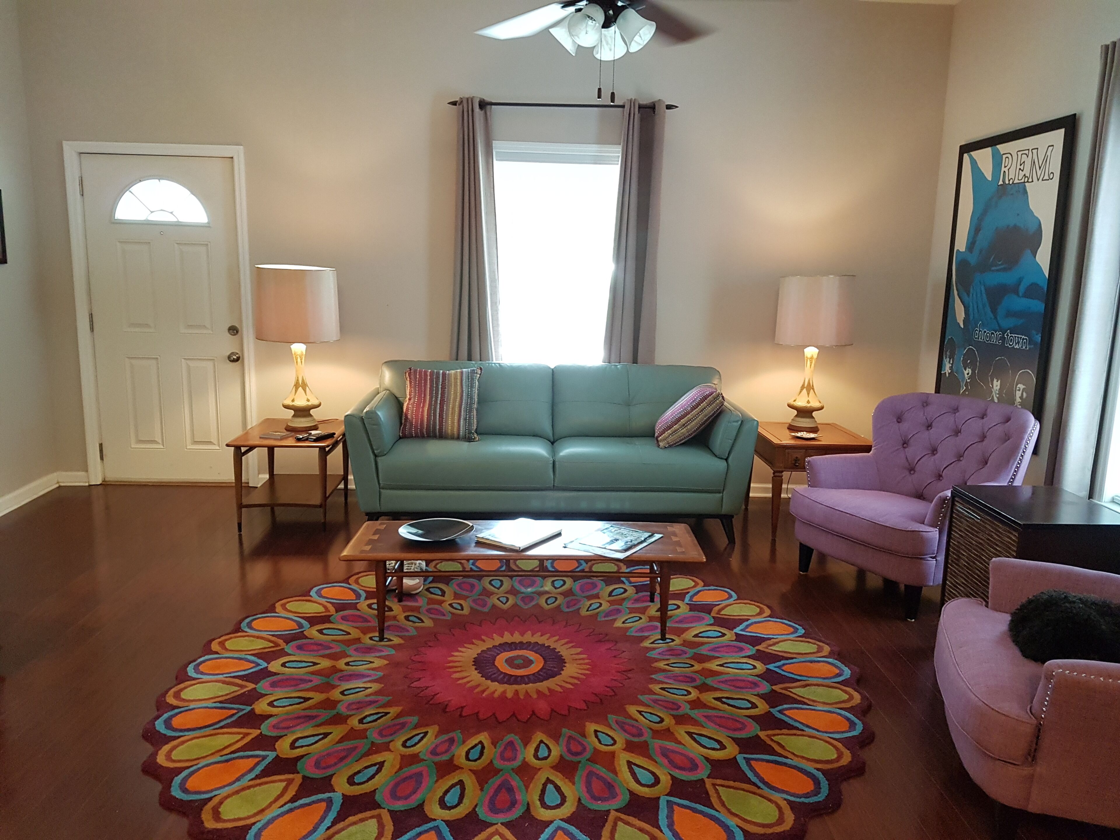 🎸Newly Renovated Home in Downtown Athens! Big Yard, Perfect Getaway & Tailgate 