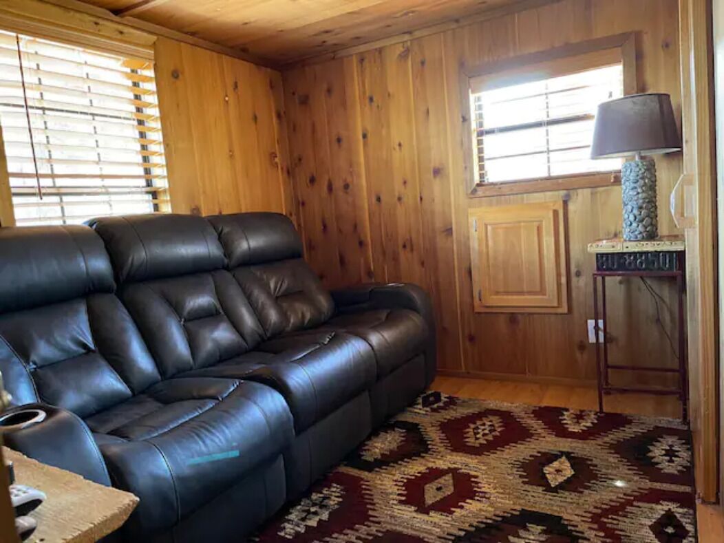 Fully equipped cabin for a weekend getaway with propane grill and hot tub