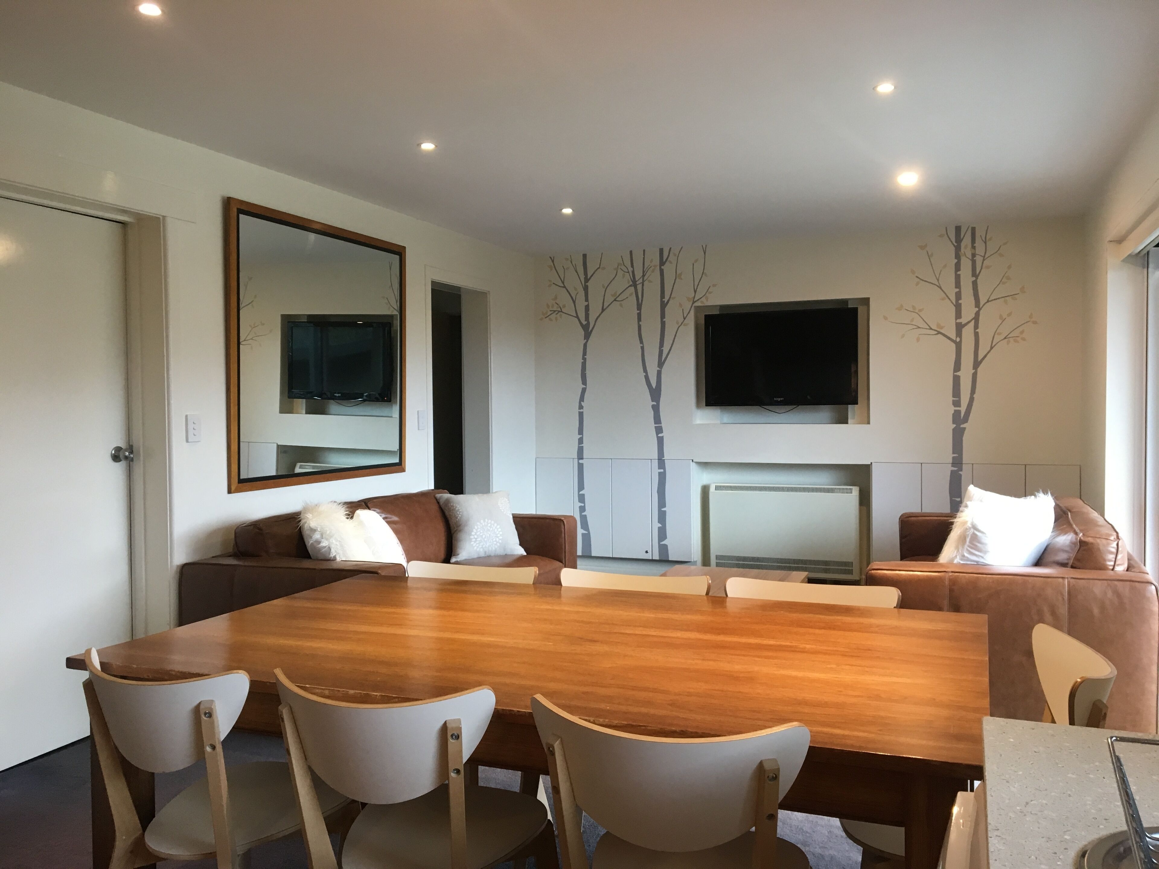Les Chalets 5 - fabulous apartment next to Halley's Comet chairlift — image 3