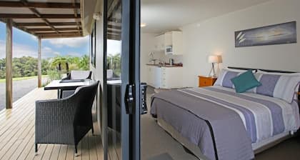 Tui Cottage with Double & King Single beds
