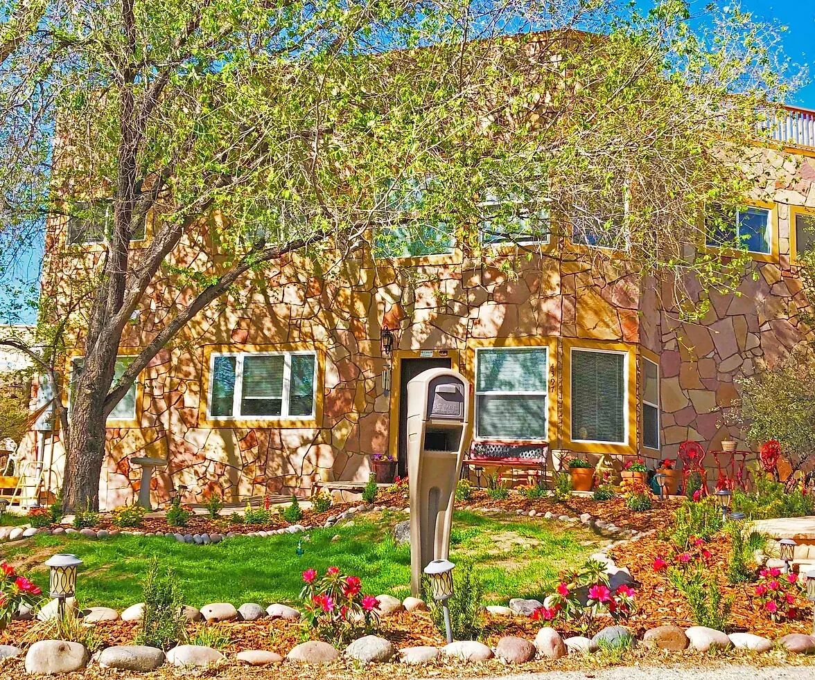 Wildly Spectacular Cave Castle in the Granite Dells