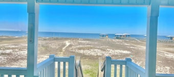 Kayaks - Waterfront - Quiet - Remodeled - 4/2 - Linen Furnished