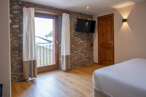 Habitación Confort doble | Cunas gratuitas, wifi gratis, ropa de cama