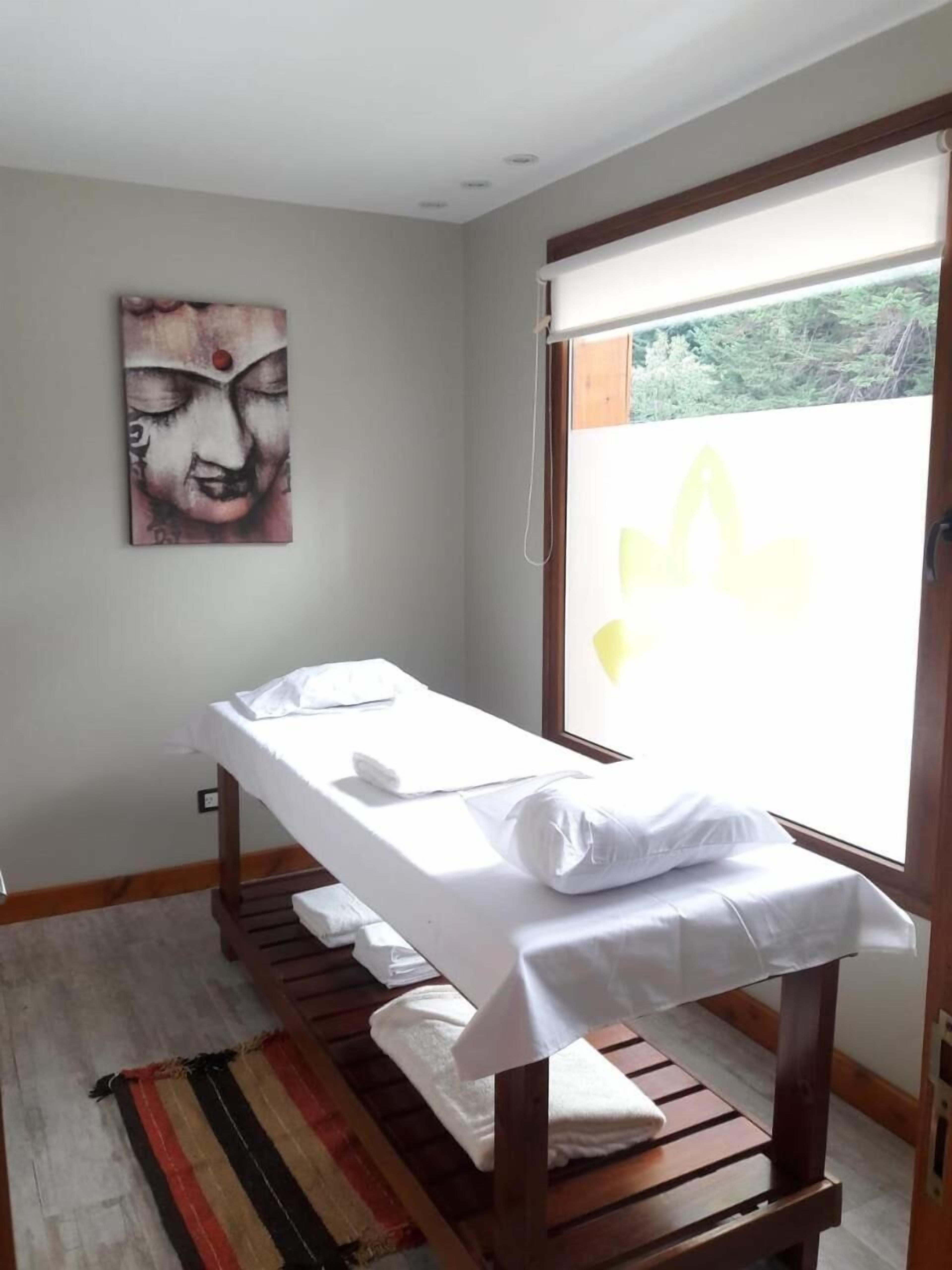 美體療程、按摩服務