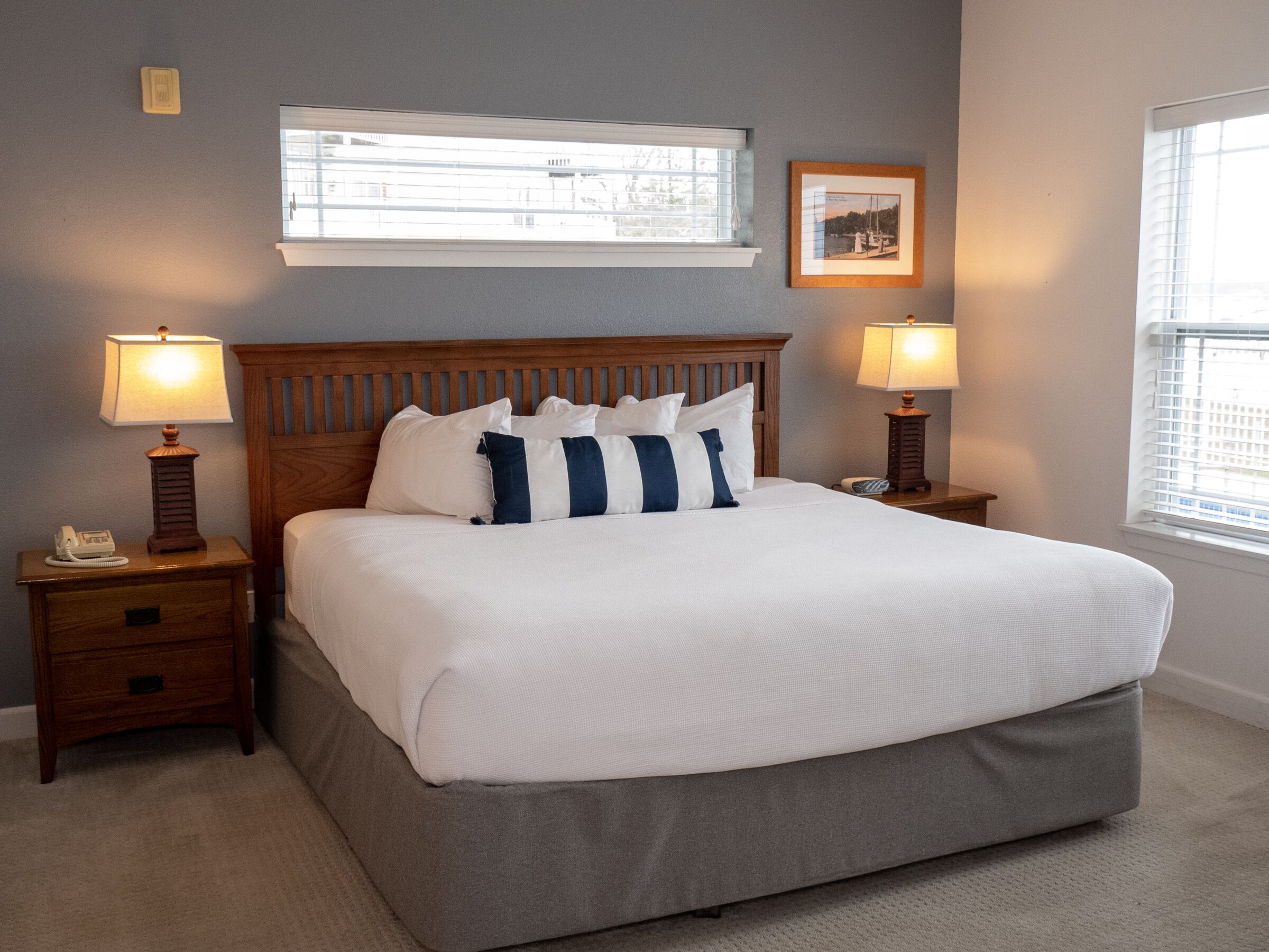 121- Cheerful & Sunny 2 Bedroom Lake View Condo w/Patio