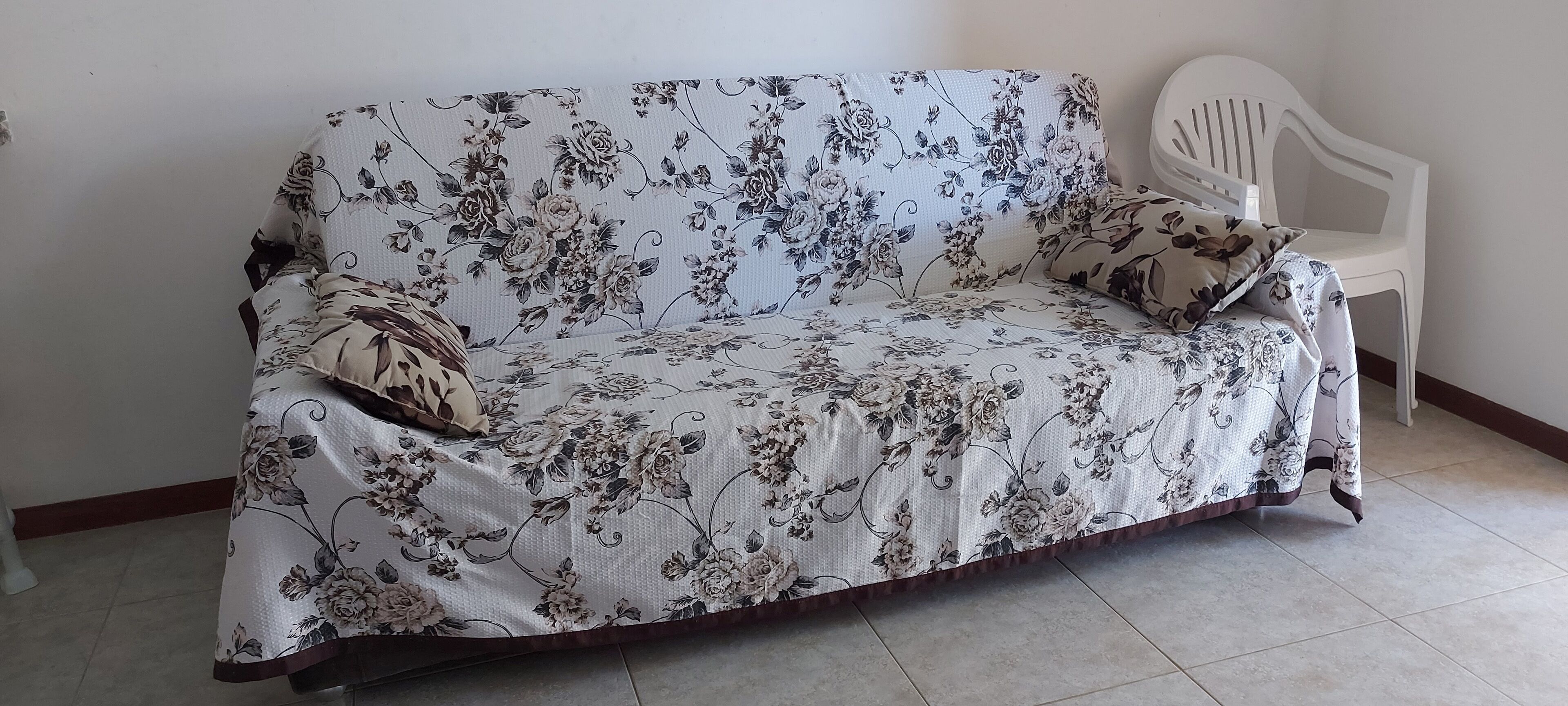 RENTAL SEASON ON THE BEACH OF AREMBEPE CONDOMINIO ALDEIA SAINT SEBASTIEN 