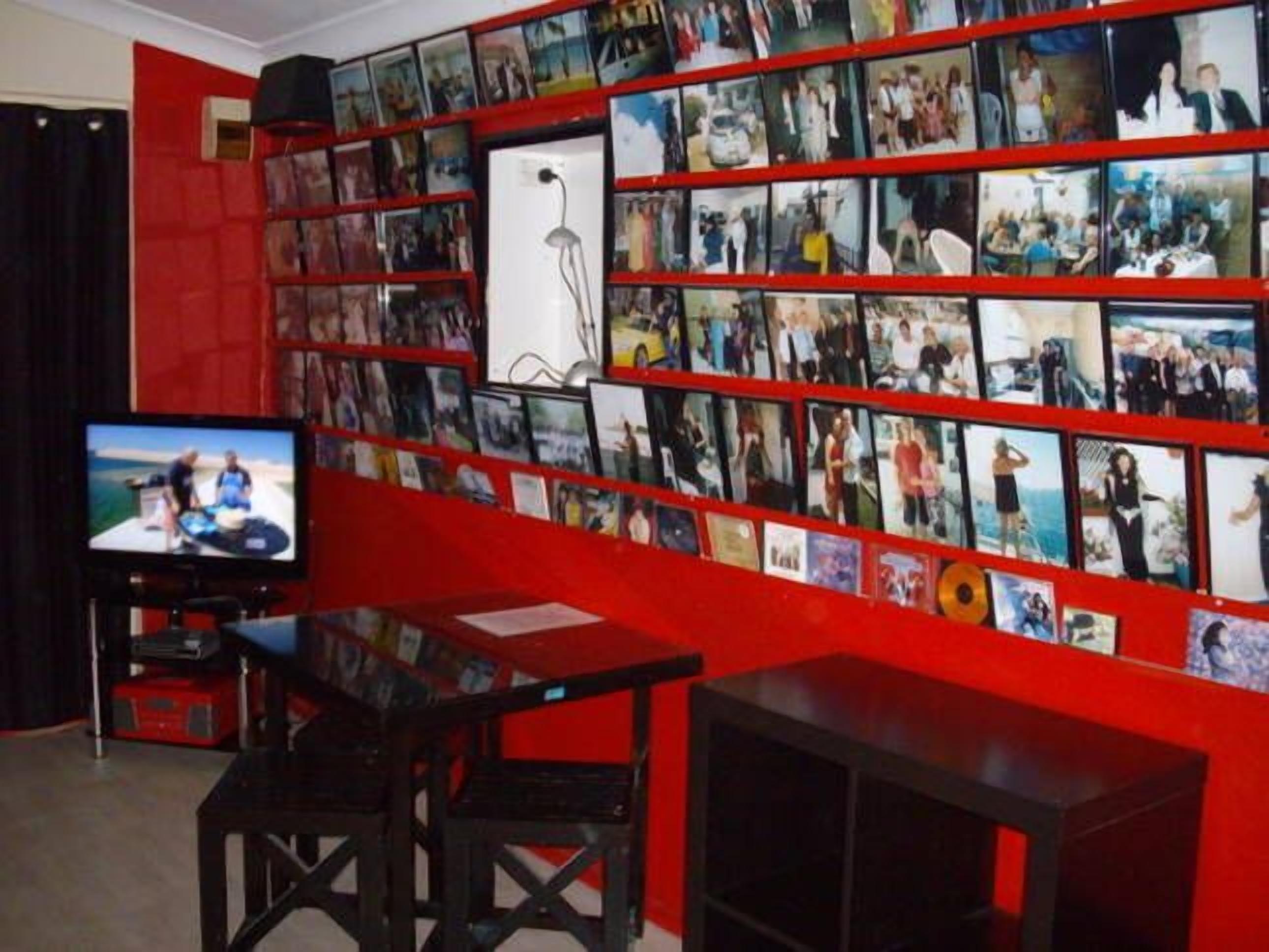 Seacroft Apartments Unit 9