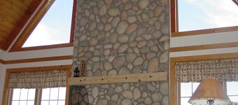 Large Finger Lakes Getaway - 5 BR with Bath Access!