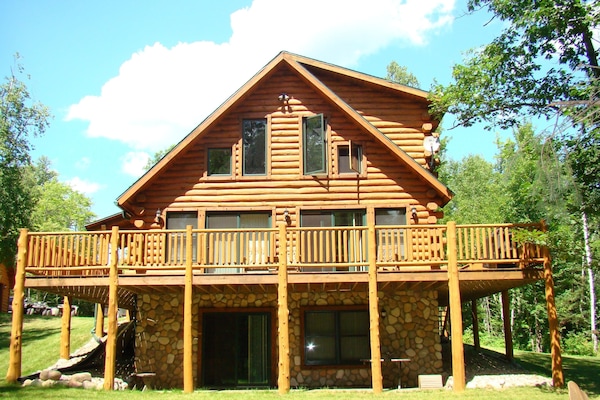4 Bedroom Log Cabin