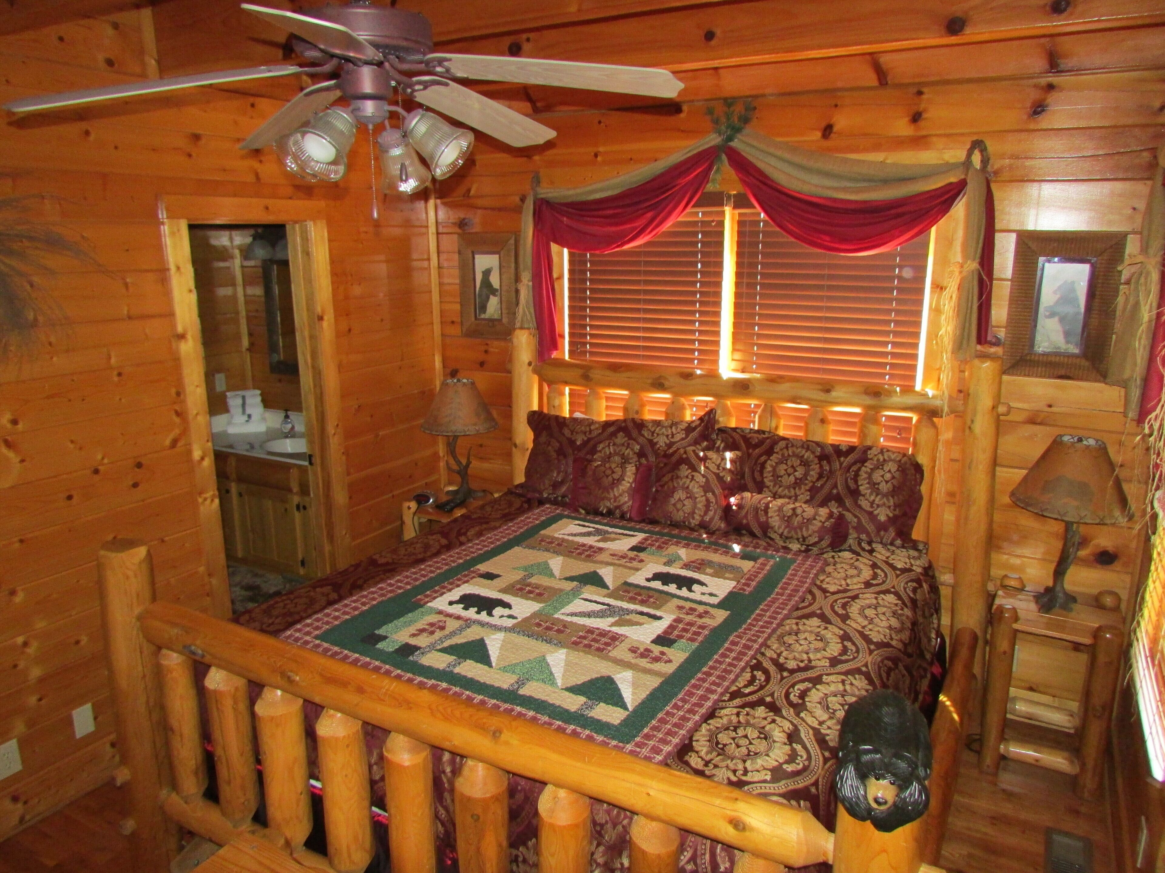 Bears Abound-- a Pet-friendly, Log Cabin With Breathtaking Views